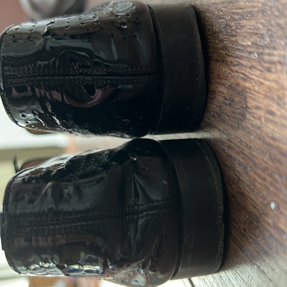 Patent leather loafers - Picture 2 of 4